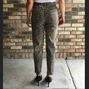 Vintage Gitano x Express Leopard‎ Cigarette Jeans Ankle Zipper Detail
